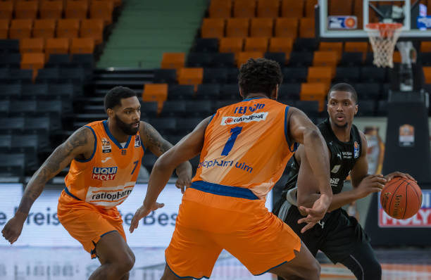 与哥伦比亚 与哥伦比亚