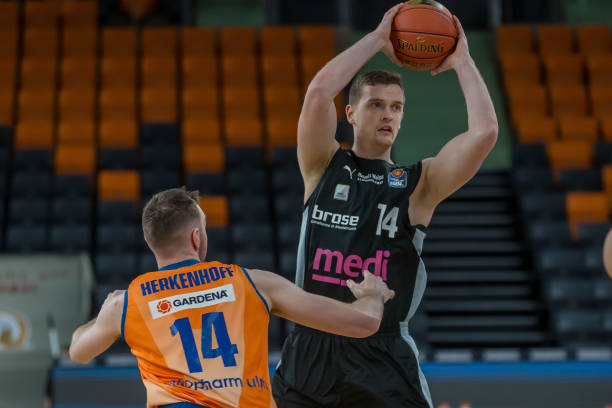 可以加快进 可以加快进